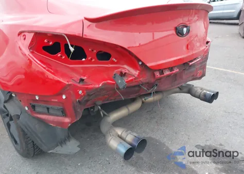 2010 Hyundai Genesis 2.0T z USA, uszkodzony, nr VIN KMHHT6KDXAU041867